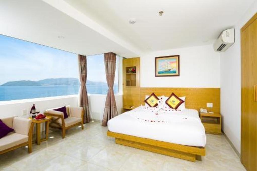 Majestic Star Hotel Nha Trang Bagian luar foto